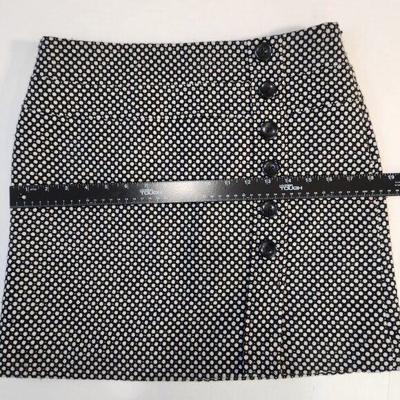 Geoffrey Beene Sport Tweed Mini Skirt 2 Black White Faux Button Front Preppy - Picture 7 of 9